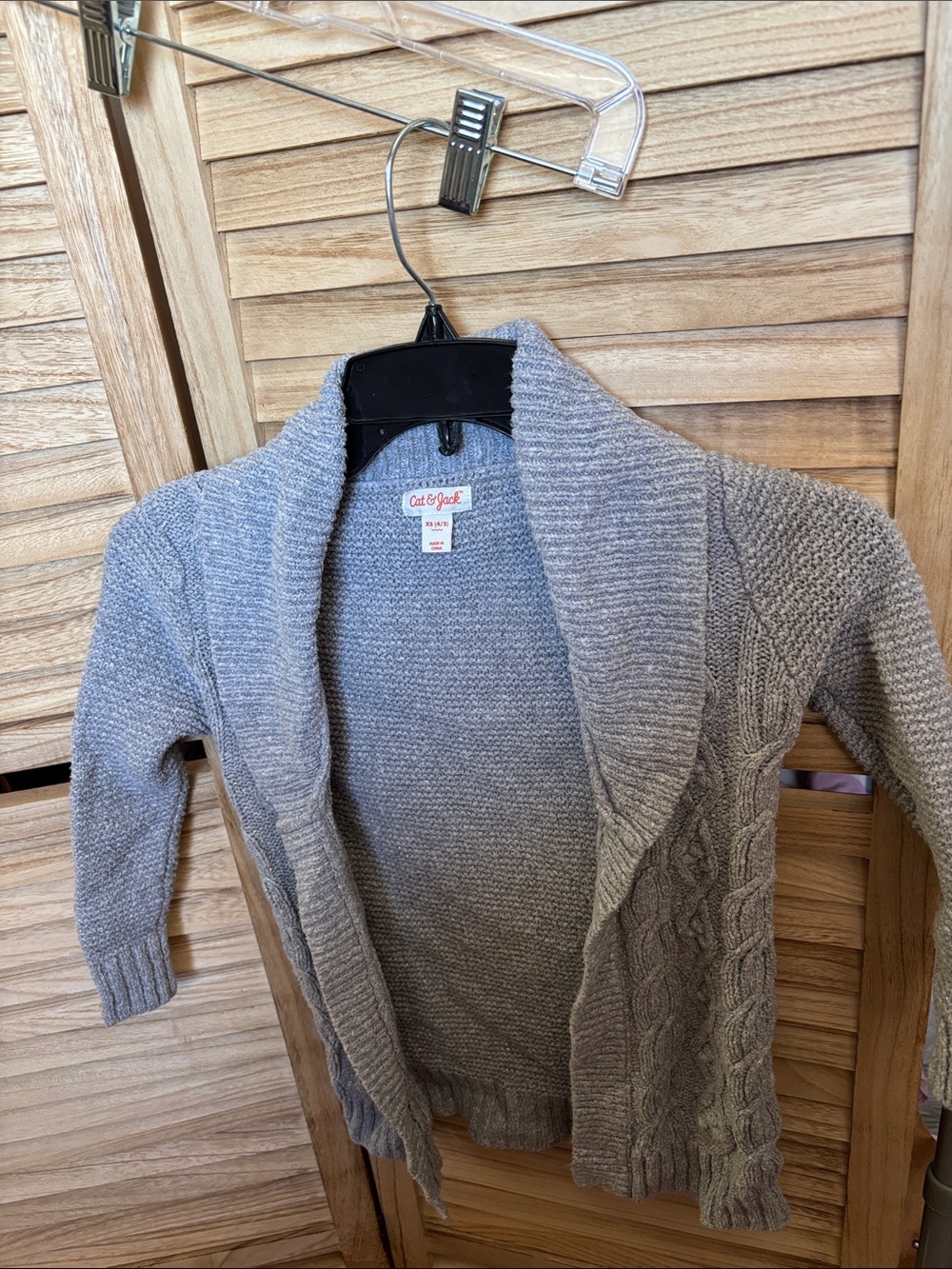 Cat & Jack Light Gray Open-Front Cable Cardigan XS